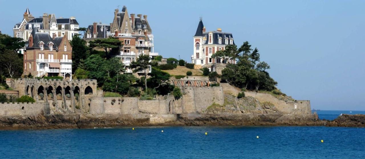 House With Terrace Near The Beach Dinard Exteriör bild